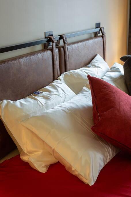 King Bed W/ Panoramic Views Of Dt! Lägenhet Rochester Exteriör bild